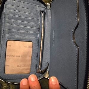 Micheal Kors wristlet, blue